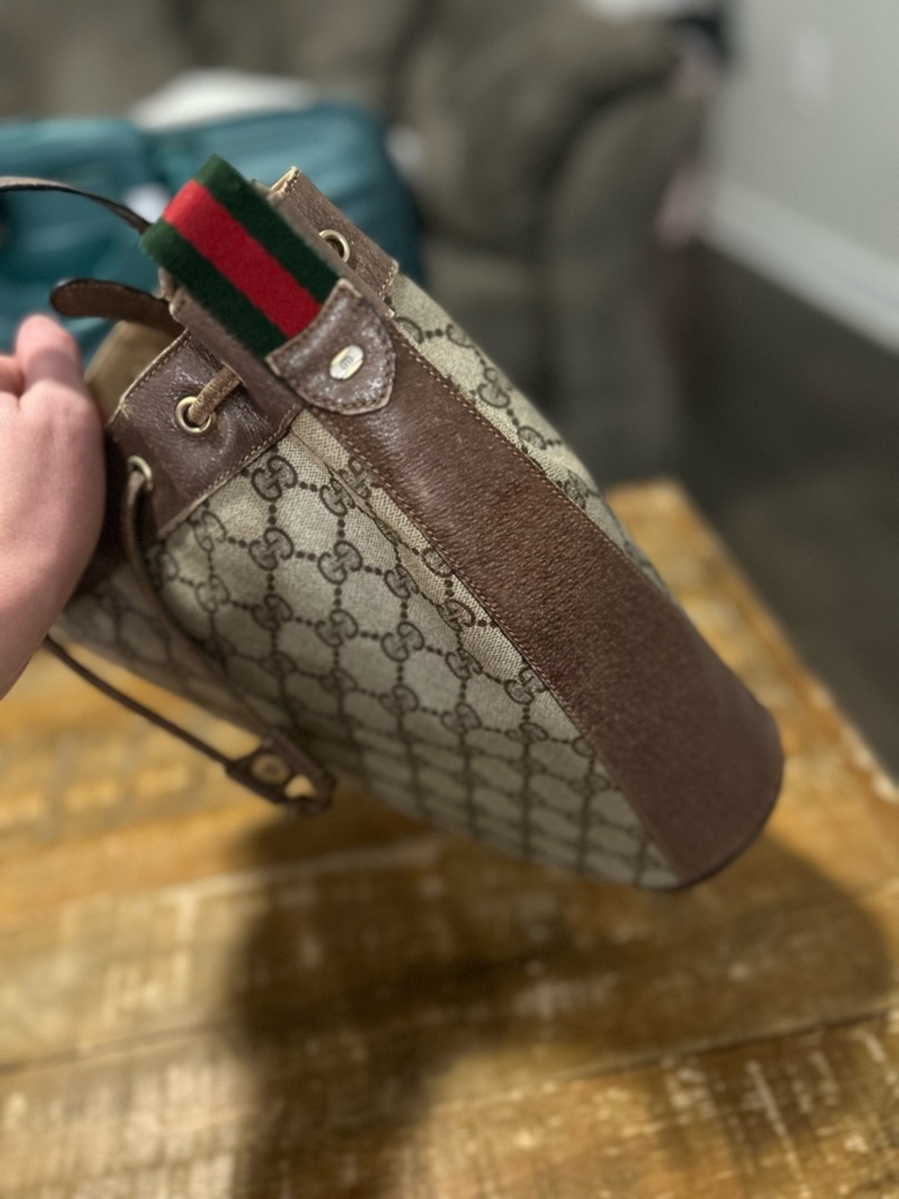 Authentic Gucci Brown GG Supreme Drawstring Crossbody Bucket Bag vintage - Picture 11 of 15